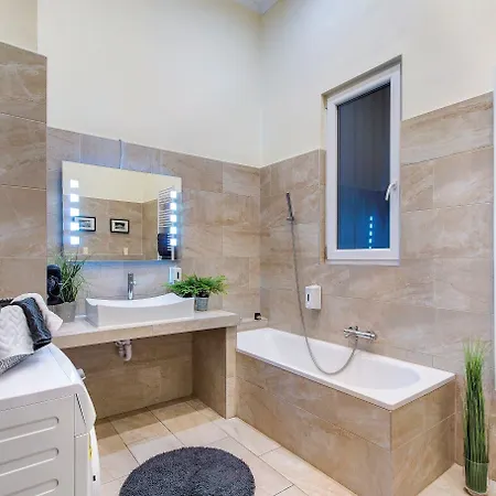 アパート Real Klauzal ブダペスト