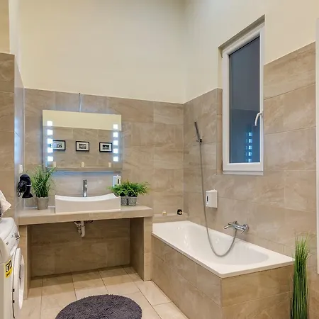 Apartment Real Klauzal Budapest