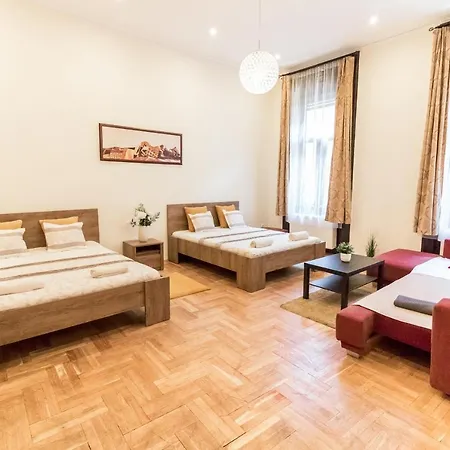 Apartment Real Klauzal