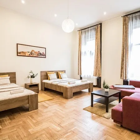 Apartment Real Klauzal Budapest