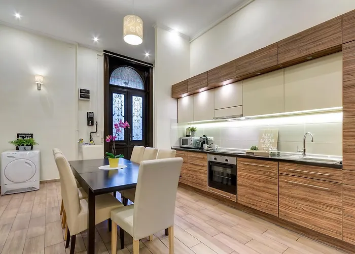 Real Klauzál Apartamento